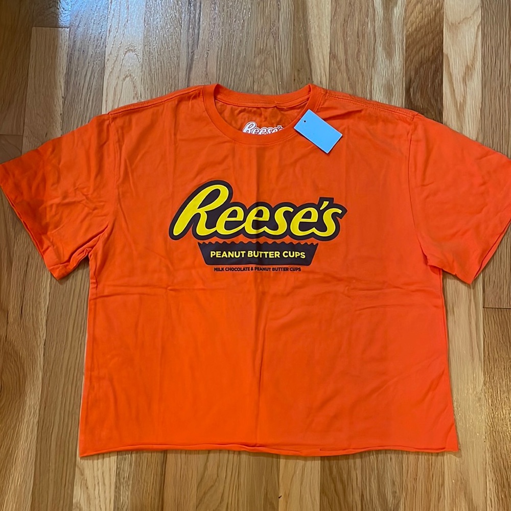 NWT Reese’s Sz. Large Crop Top w/ Rough Edges